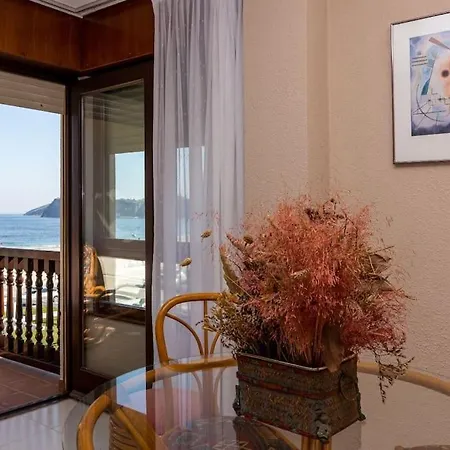 Apto En Primera Linea De Playa Apartment Comillas